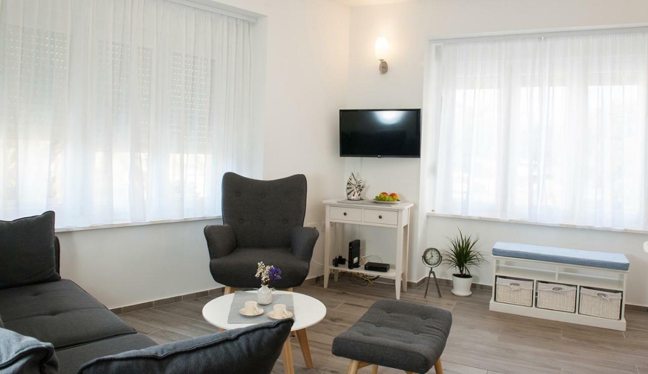 Apartman "Petar" สปลิท ภายนอก รูปภาพ